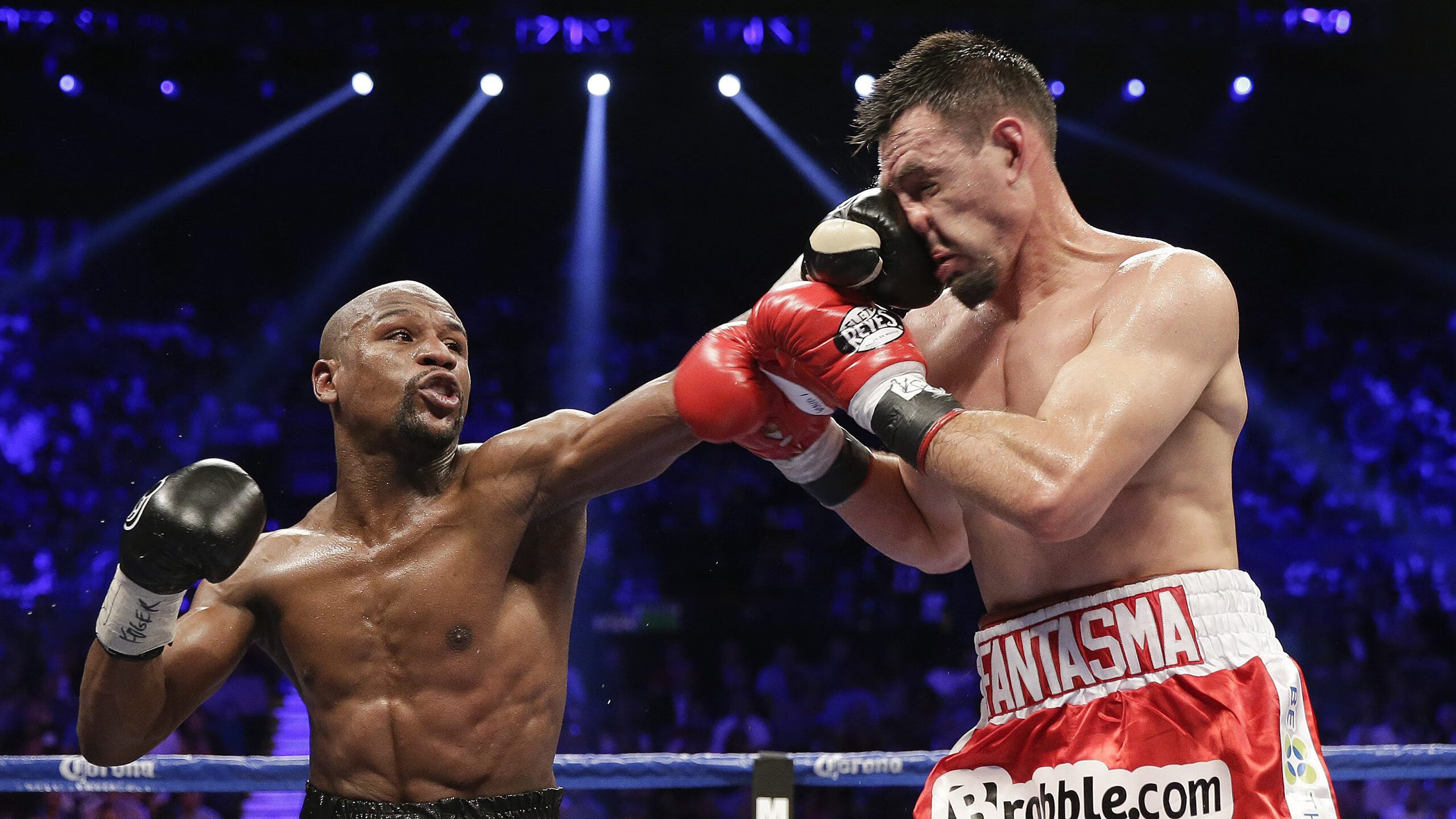 勇士队以攻防两端主导比赛,勇士队内对抗赛